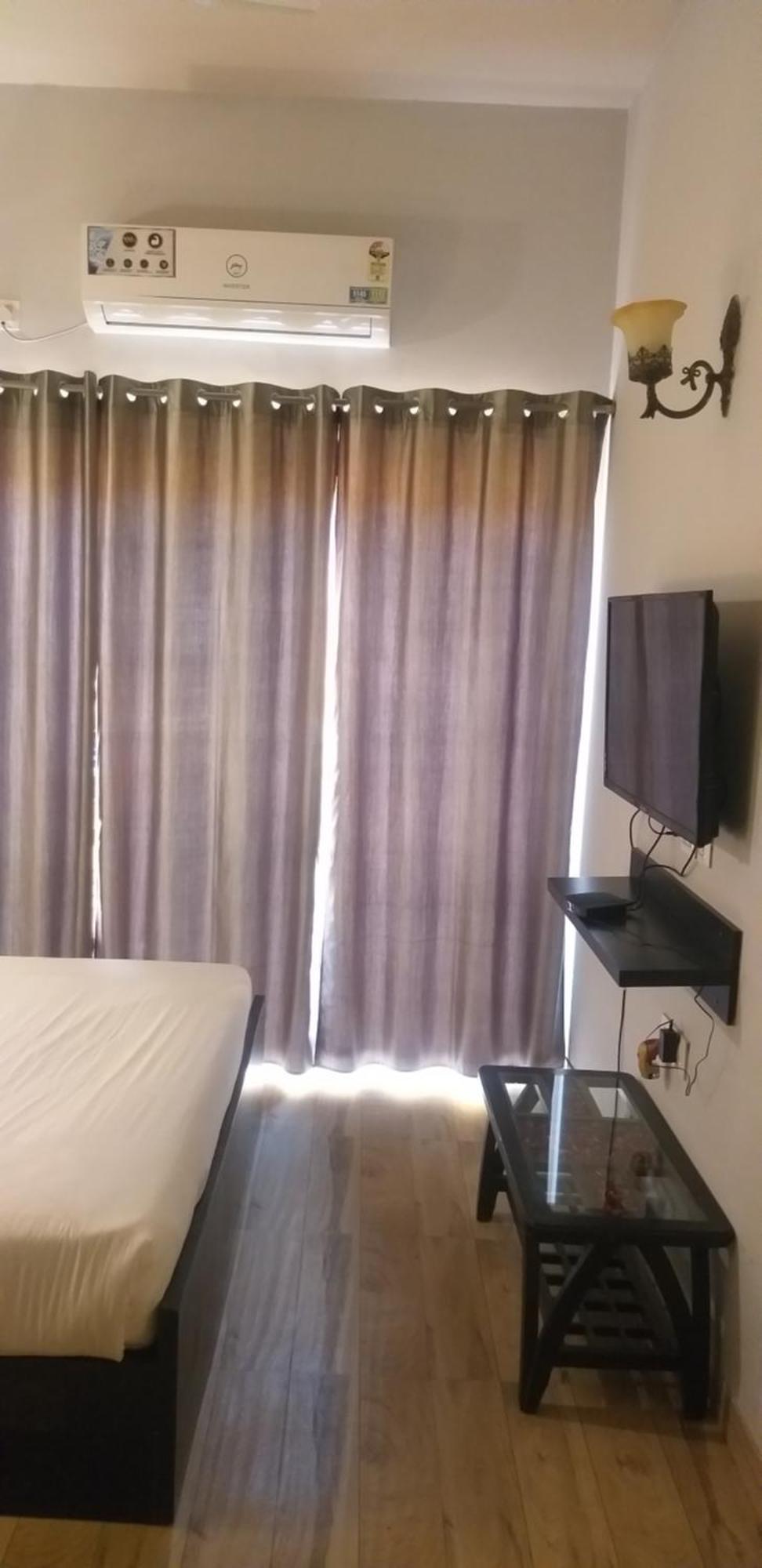 Pearl Suites At Omex Entrenity Vrindavan Bagian luar foto