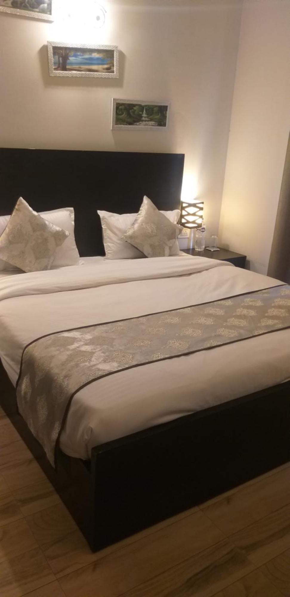 Pearl Suites At Omex Entrenity Vrindavan Bagian luar foto