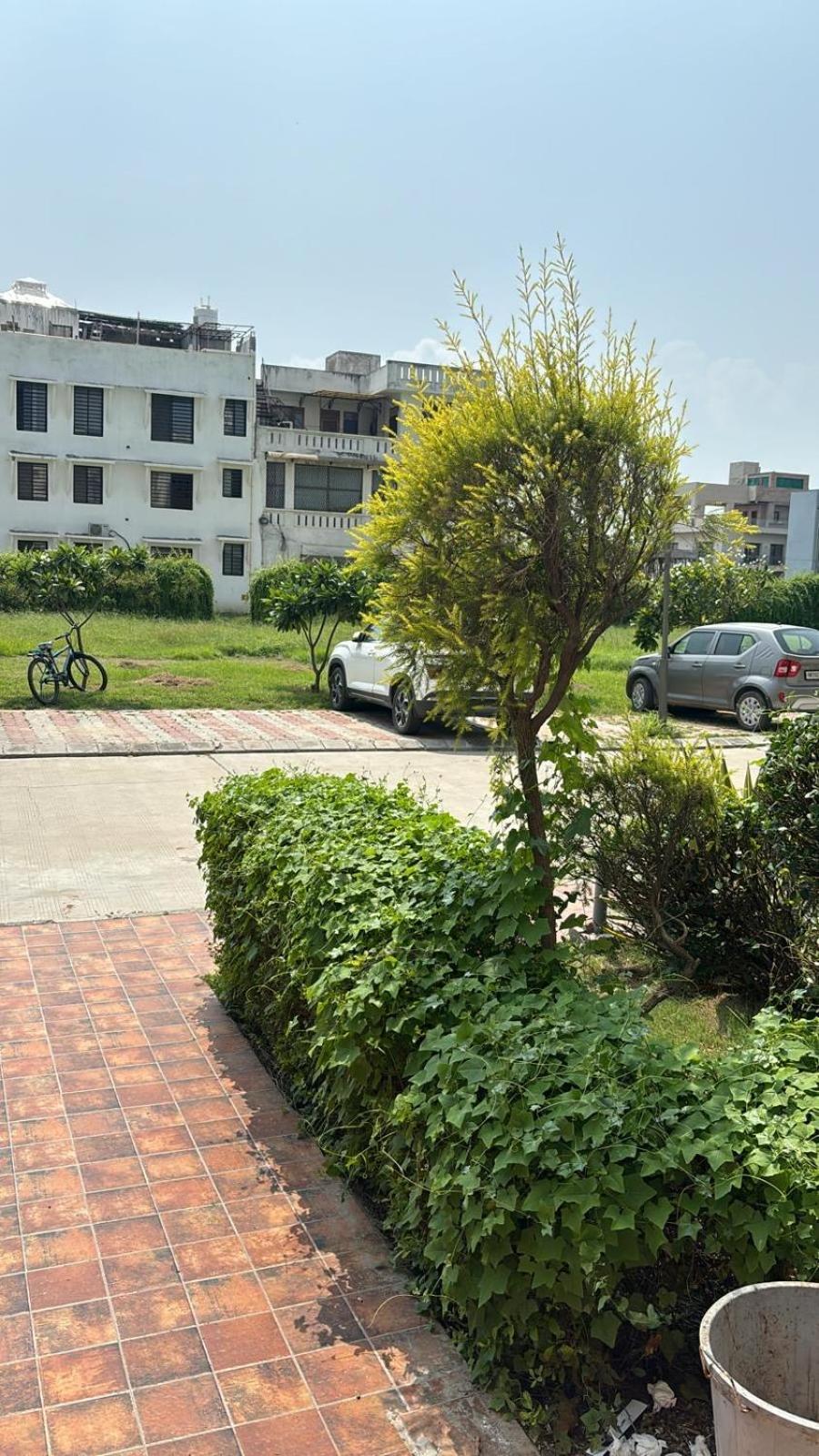 Pearl Suites At Omex Entrenity Vrindavan Bagian luar foto